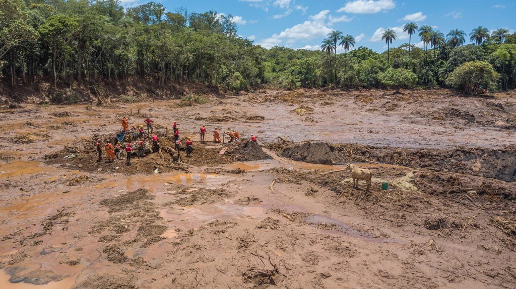Brumadinho MG 28 01 2019-Tragedy in the town of Brumadinho in Minas Gerais. Fire-fighters work to find victims. Photo: Ricardo Stuckert